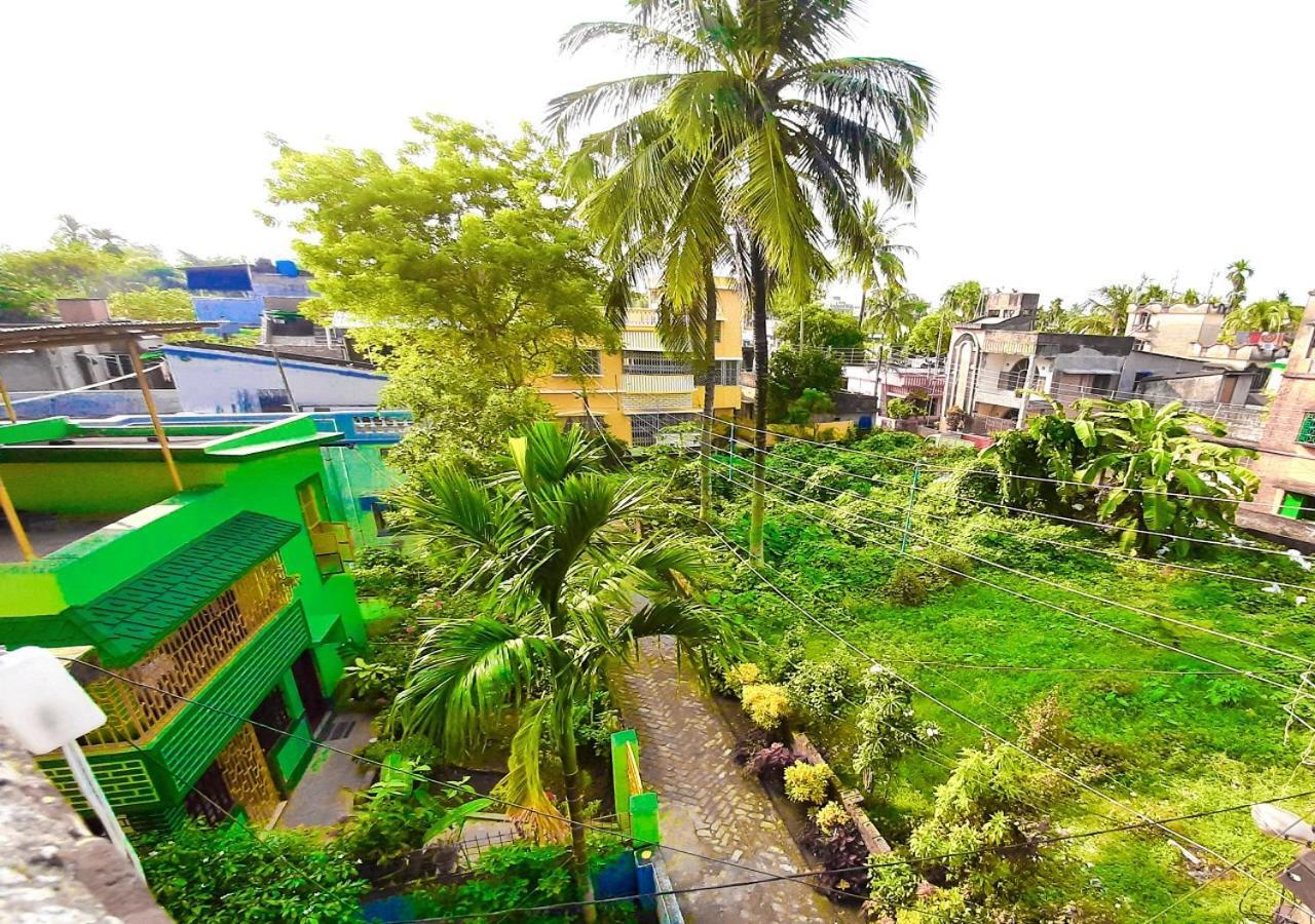 Dden Vennell Bnb -Metro Access- Calcutta Exteriör bild